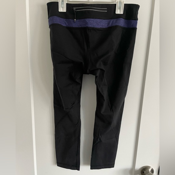 Small Capris Leggings - Black with purple stripe - Picture 4 of 4
